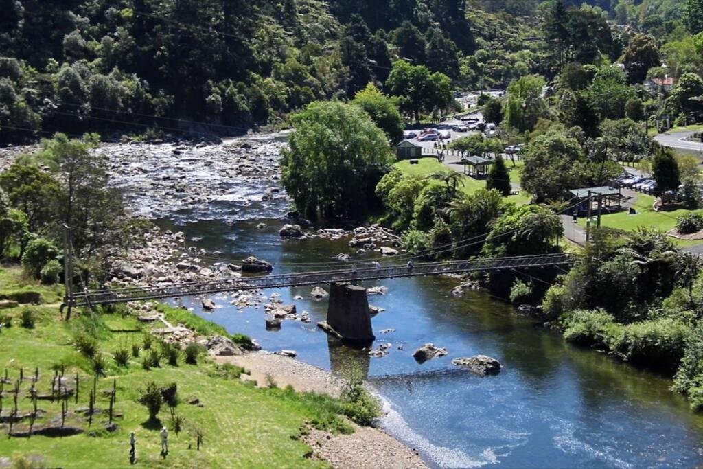 Crown Ridge Miners Cottage Karangahake Exterior foto